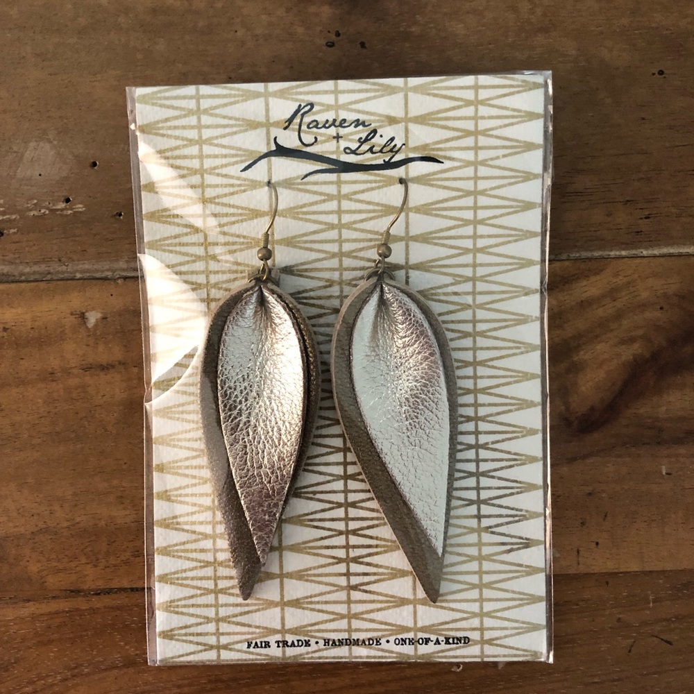 Raven + Lily / Magnolia Earrings